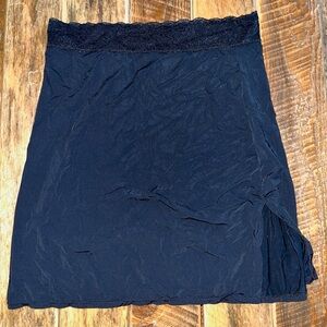 Jockey Black Lace Detail Slip/Skirt